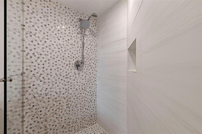 Building Photo - 6145 Sun Blvd