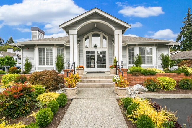 Building Photo - 23321 Cedar Way