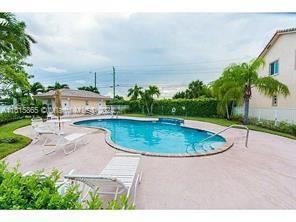 Building Photo - 8133 Madison Lakes Cir S