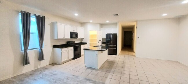 Primary Photo - "COMING SOON" Lovely 3 Bedroom Home in Gre...