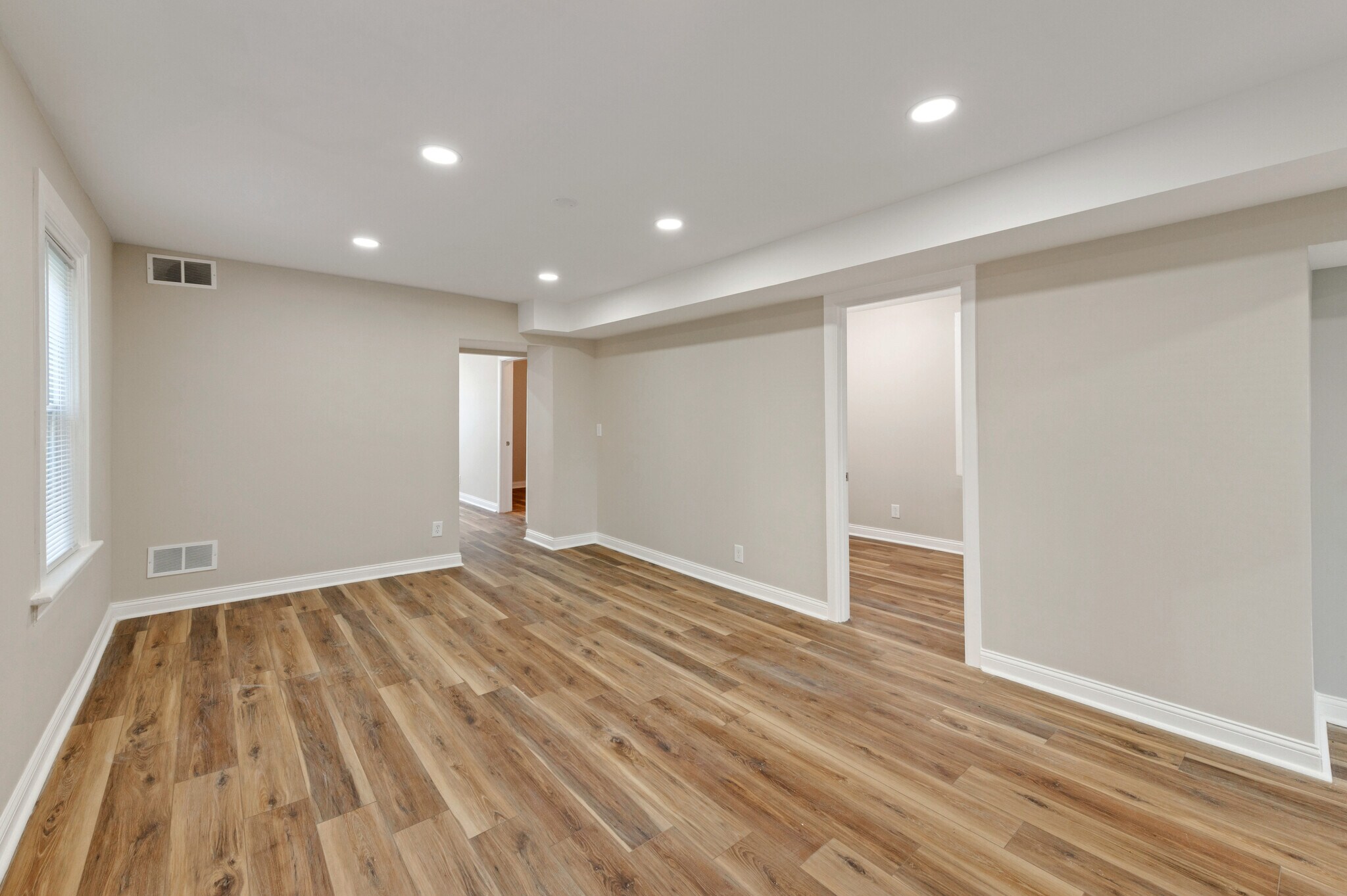 Building Photo - 2148 W 18th Pl