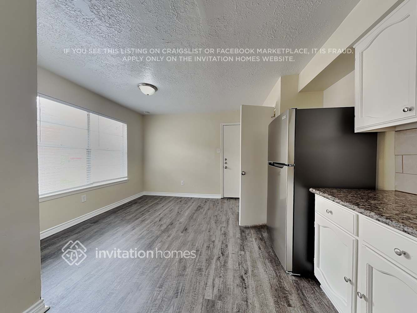 Building Photo - 14234 Montaigne Dr