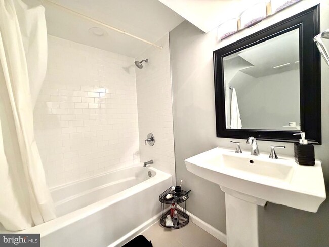 Building Photo - 4929 Tibbitt Ln