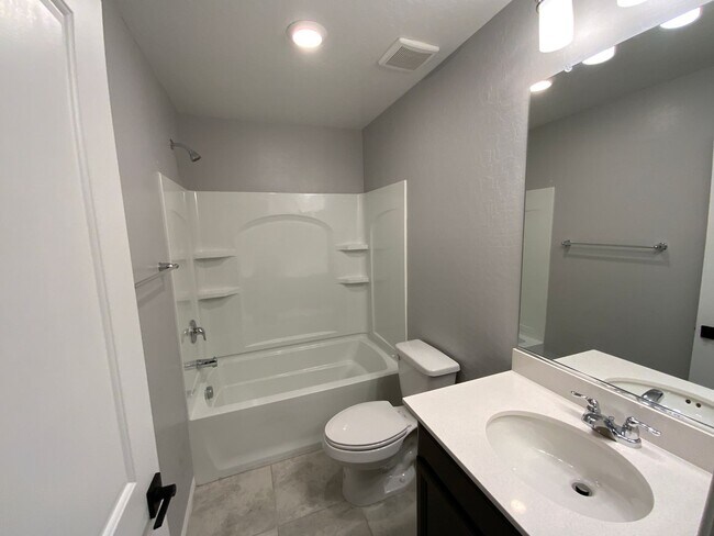 Building Photo - Townhouse in Summerlin North