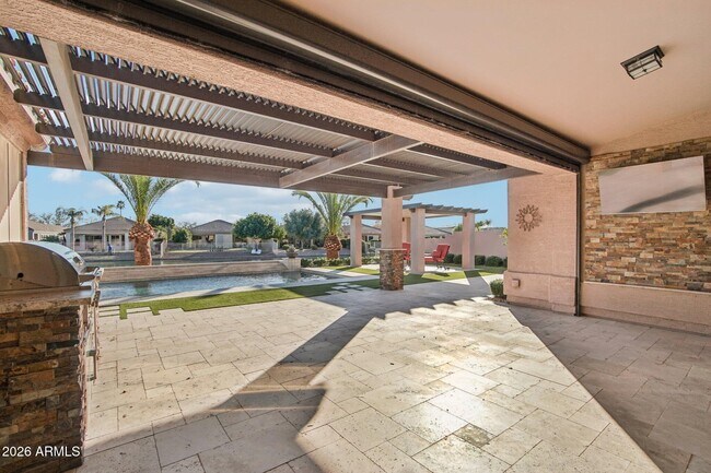 Building Photo - 6991 W Firebird Dr