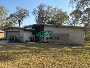 Building Photo - Short term rental only- Mid-Century Modern on Wilmington Island- SHORT TERM RENTAL ONLY- Please c...