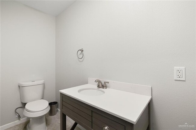 Building Photo - 19 N 21st St