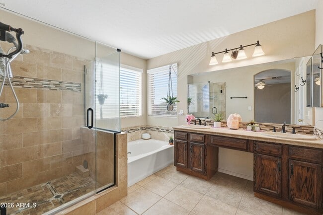 Building Photo - 12848 S 45th St