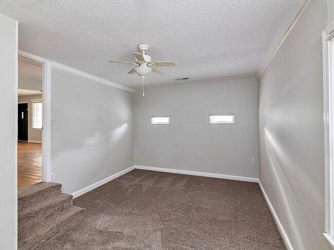 Building Photo - 4 Bedroom 2 Bath House in Lawton Bluff - James Island