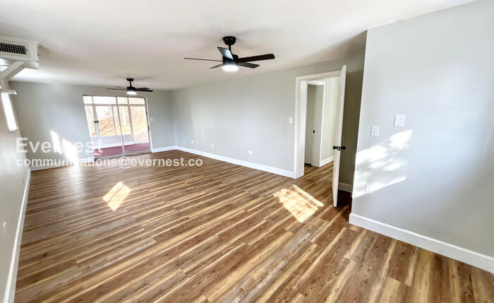 Building Photo - 1307 Brockton Dr