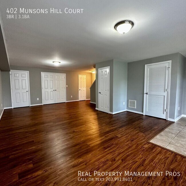 Building Photo - 402 Munsons Hill Ct