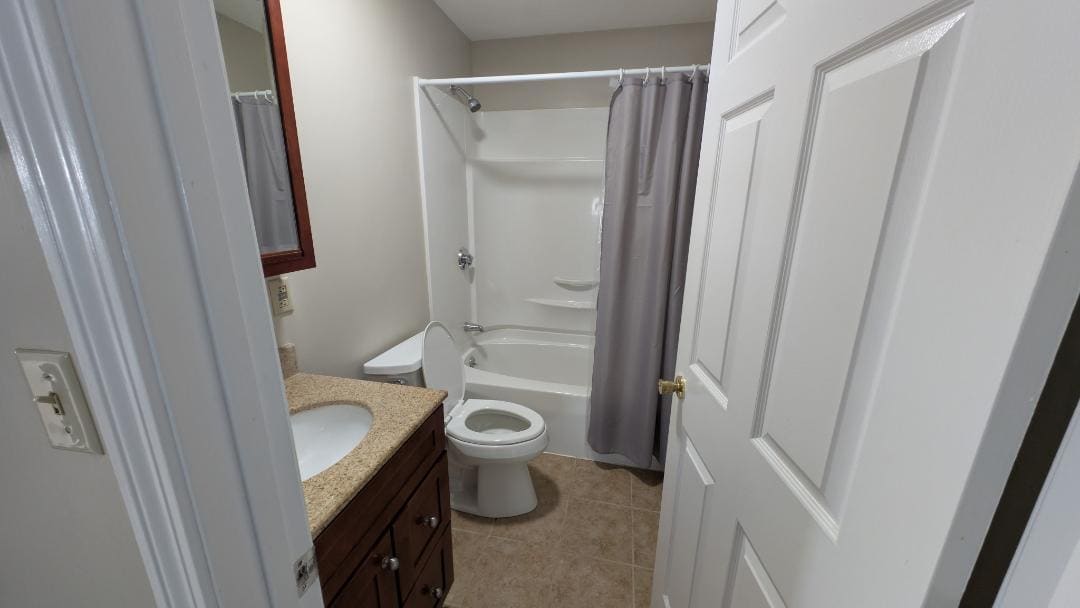 Bathroom - 34 Central St