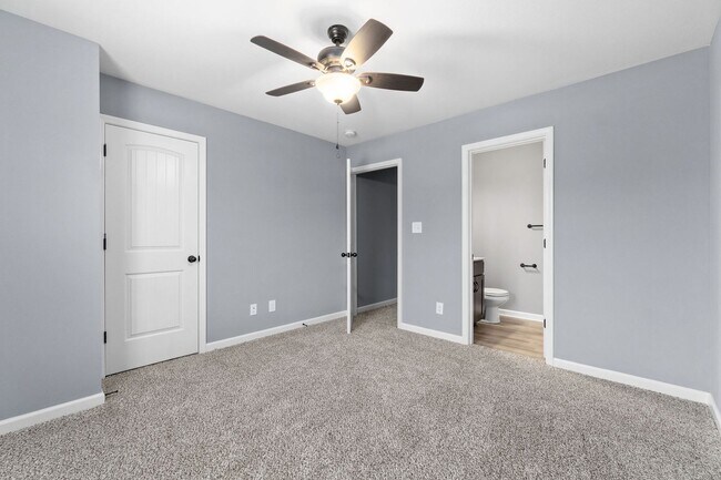 Building Photo - 288 Smithson Ln