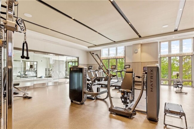 Building Photo - 120 Old Post Rd