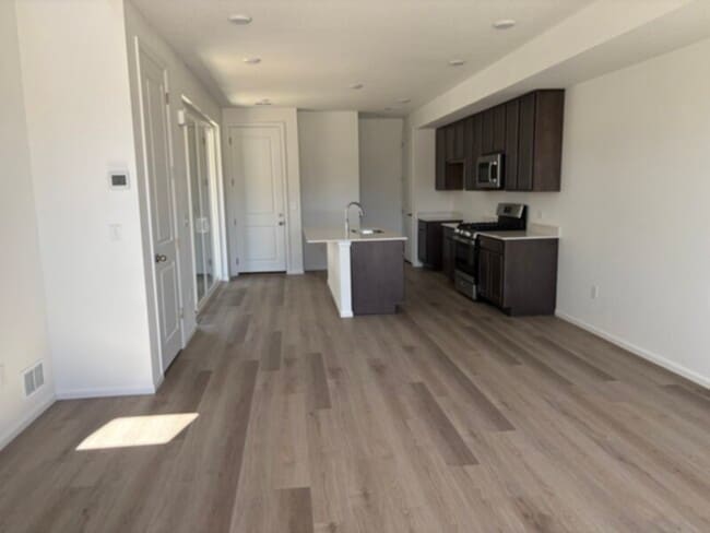 Building Photo - New home, Alameda/Buckley