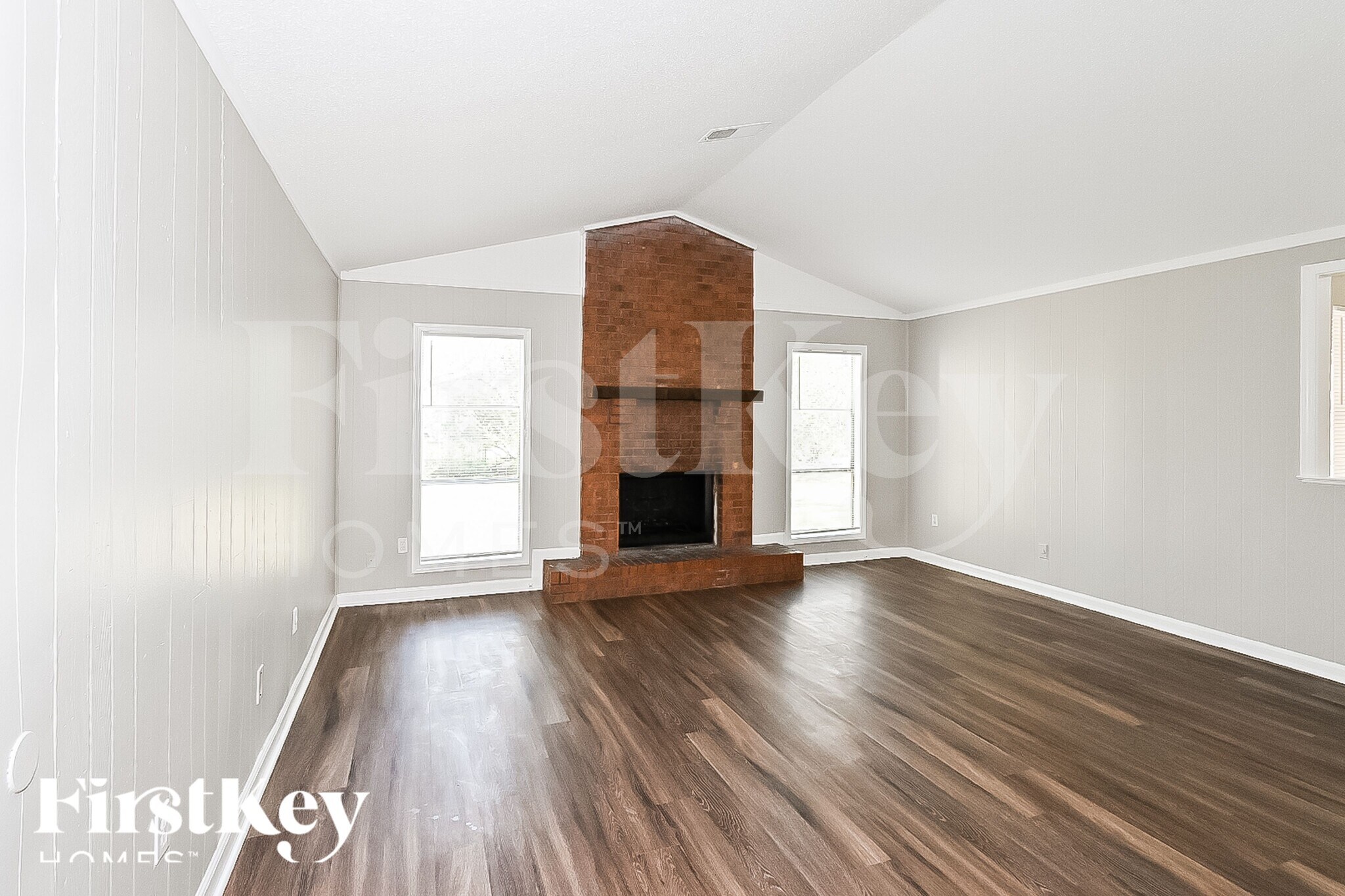 Building Photo - 6702 Valley Park Dr