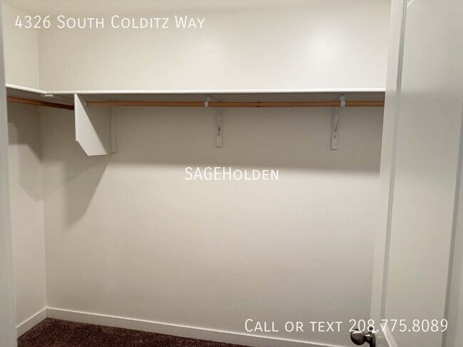 Building Photo - 4326 S Colditz Wy