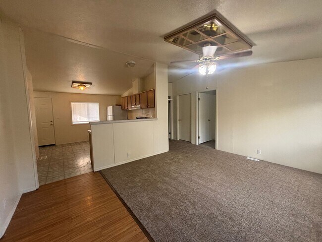 Building Photo - Single Family Mobile Home