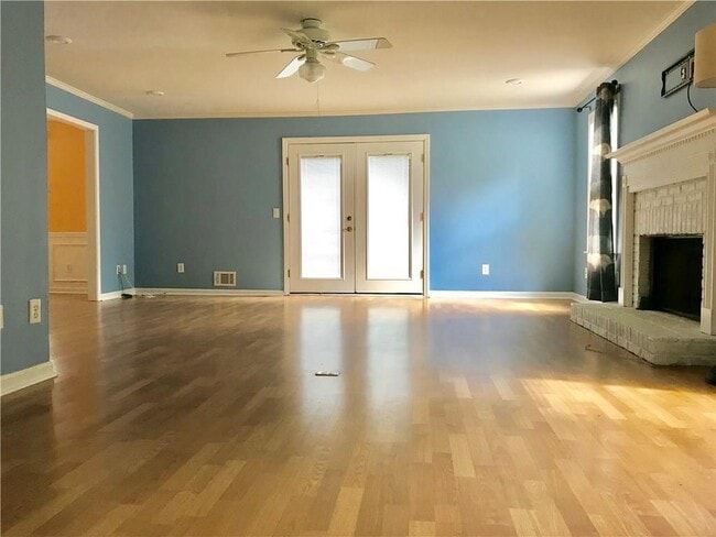 Building Photo - 3354 Roundfield Cir