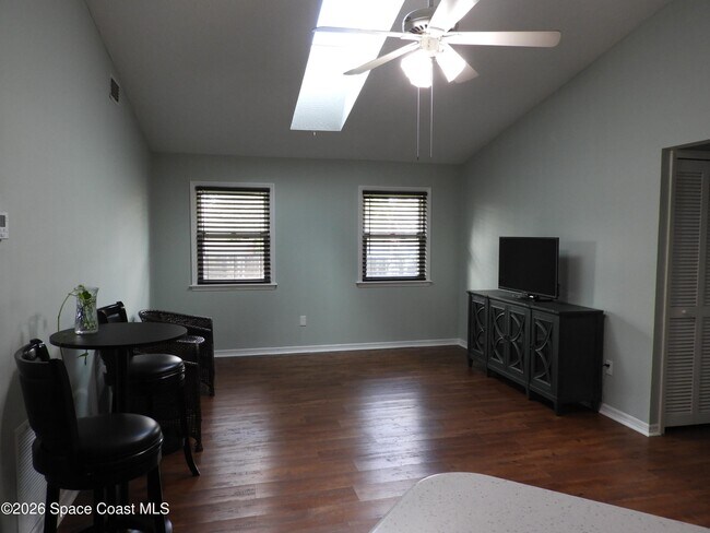 Building Photo - 1220 Snowbird Ave NW