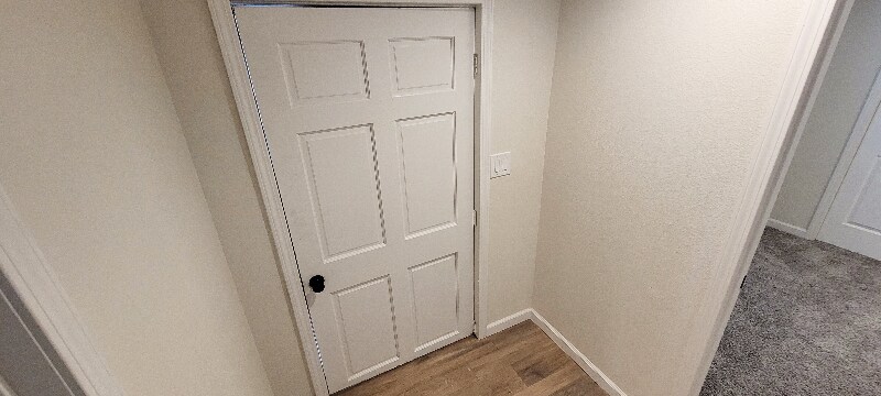 Building Photo - 1130 Valley Manor Ct