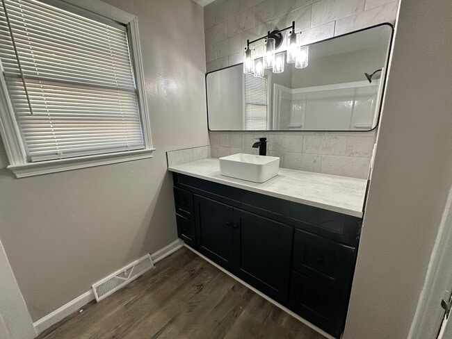 Building Photo - Newly renovated duplex - 107A Sador St, Cherryville, NC