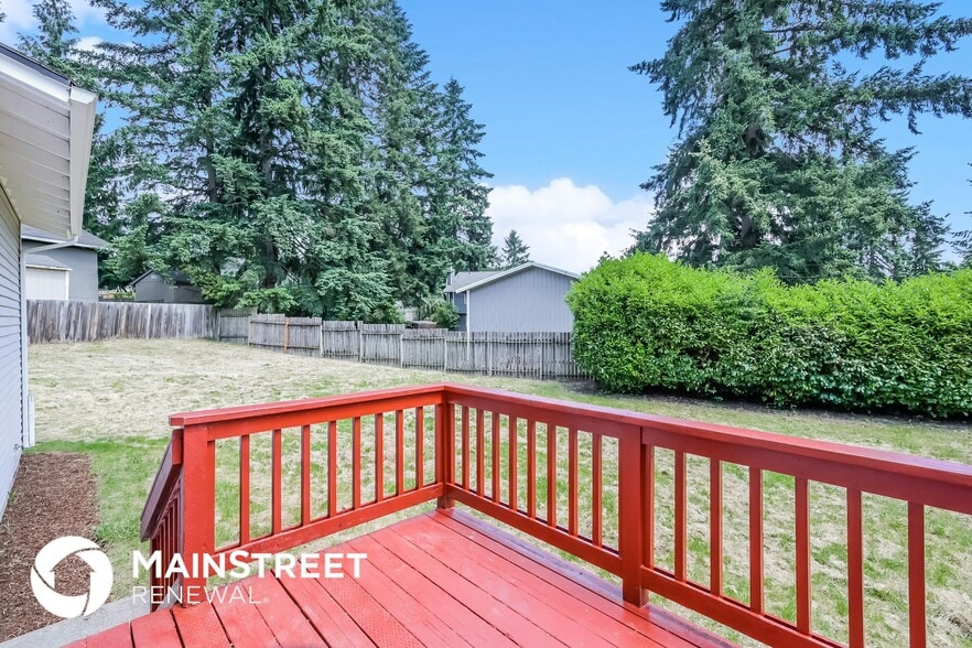 Building Photo - 12615 216th Ave Ct E