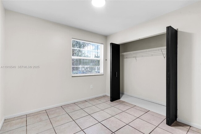 Building Photo - 1253 NW 44th St