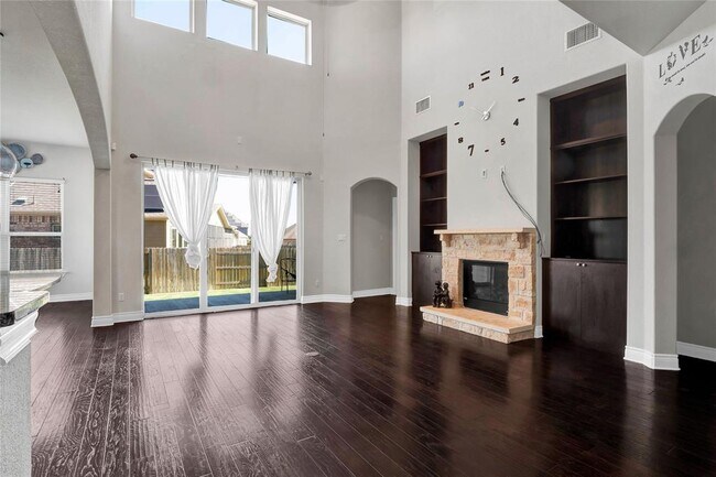 Building Photo - 20105 Cloughmore Ct