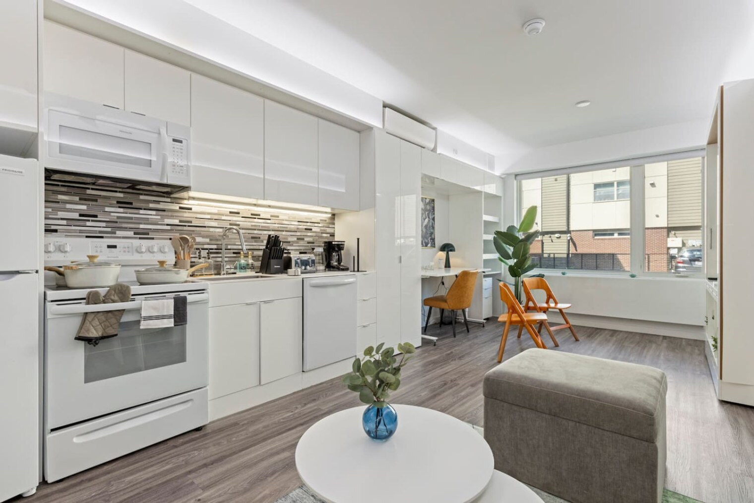 Building Photo - 12607 Larchmere Blvd