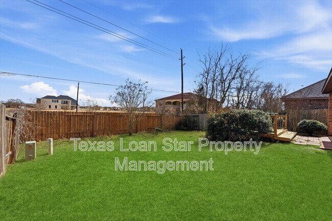 Building Photo - 719 Longstreet Dr