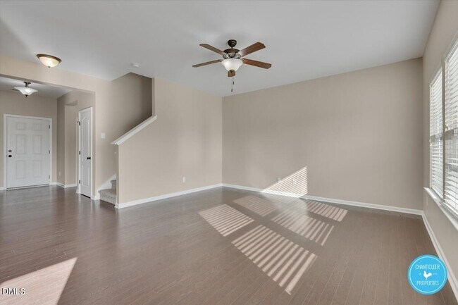 Building Photo - 831 Ember Dr