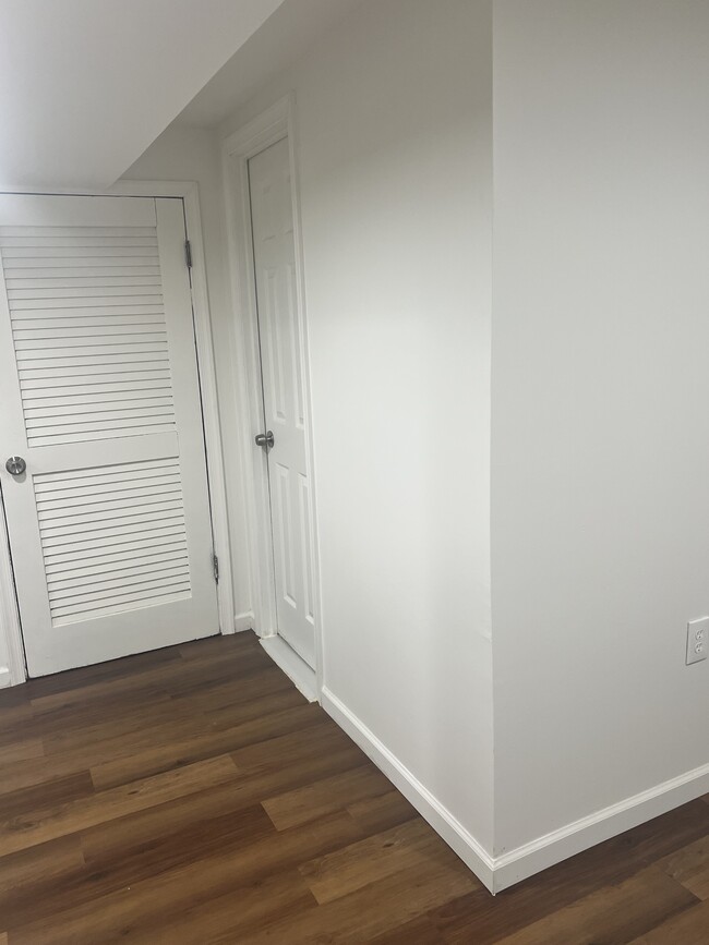Building Photo - 3012 Oxon Run Ct