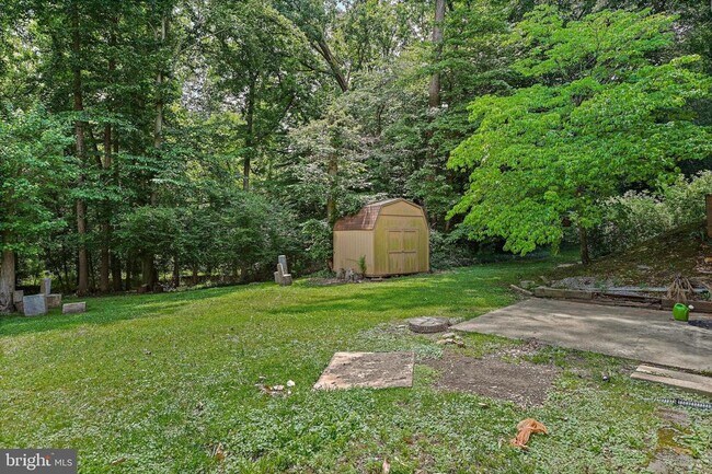Building Photo - 7623 Highland St
