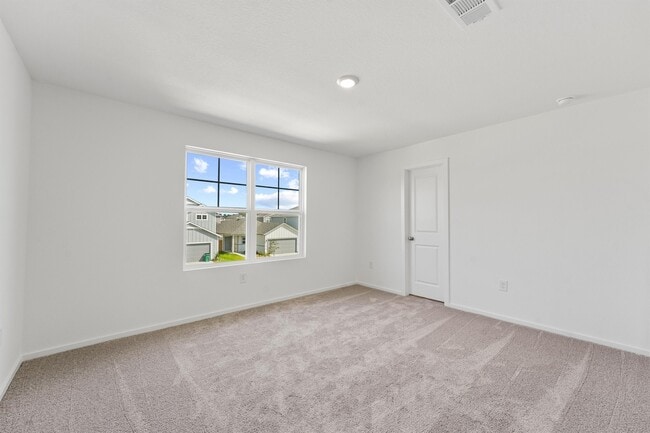 Building Photo - 26008 Hampshire Dr