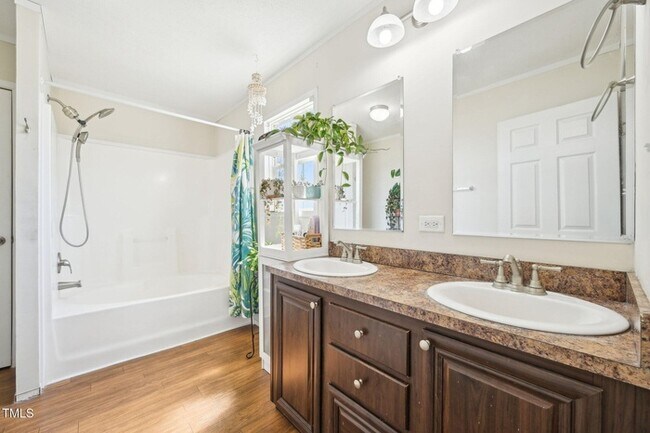 Building Photo - Build Equity While Leasing - Lease and Own...