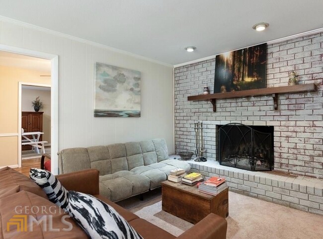 Building Photo - 240 Segrest Cir