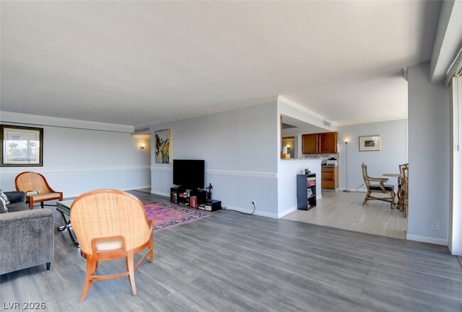 Building Photo - 3111 Bel Air Dr