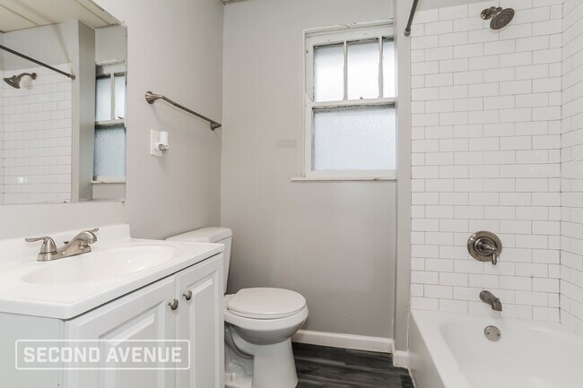 Building Photo - 3302 Broadwell Ave