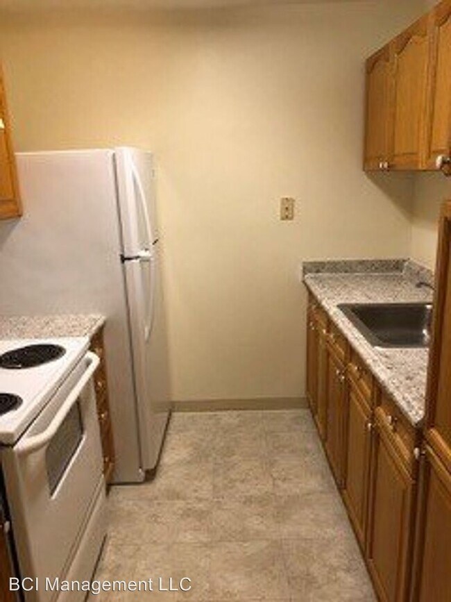 Building Photo - 1121 St Agnes Ln