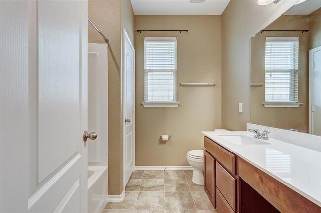 Building Photo - 7928 Bassano Dr