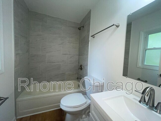 Building Photo - 7984 Ramsgate Cir N