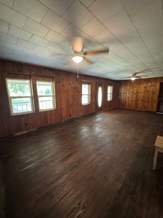 Building Photo - 1426 Leydens Mill Rd