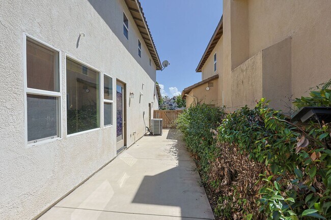 Building Photo - 3BR House in 4S Ranch