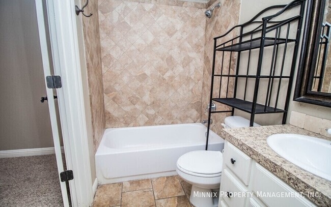 Building Photo - 4303 43rd St