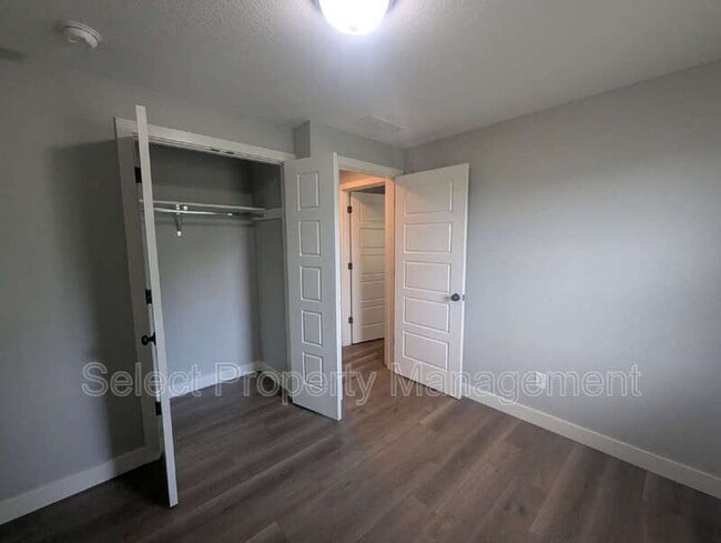 Building Photo - 1437 W Cedar Canyons Rd
