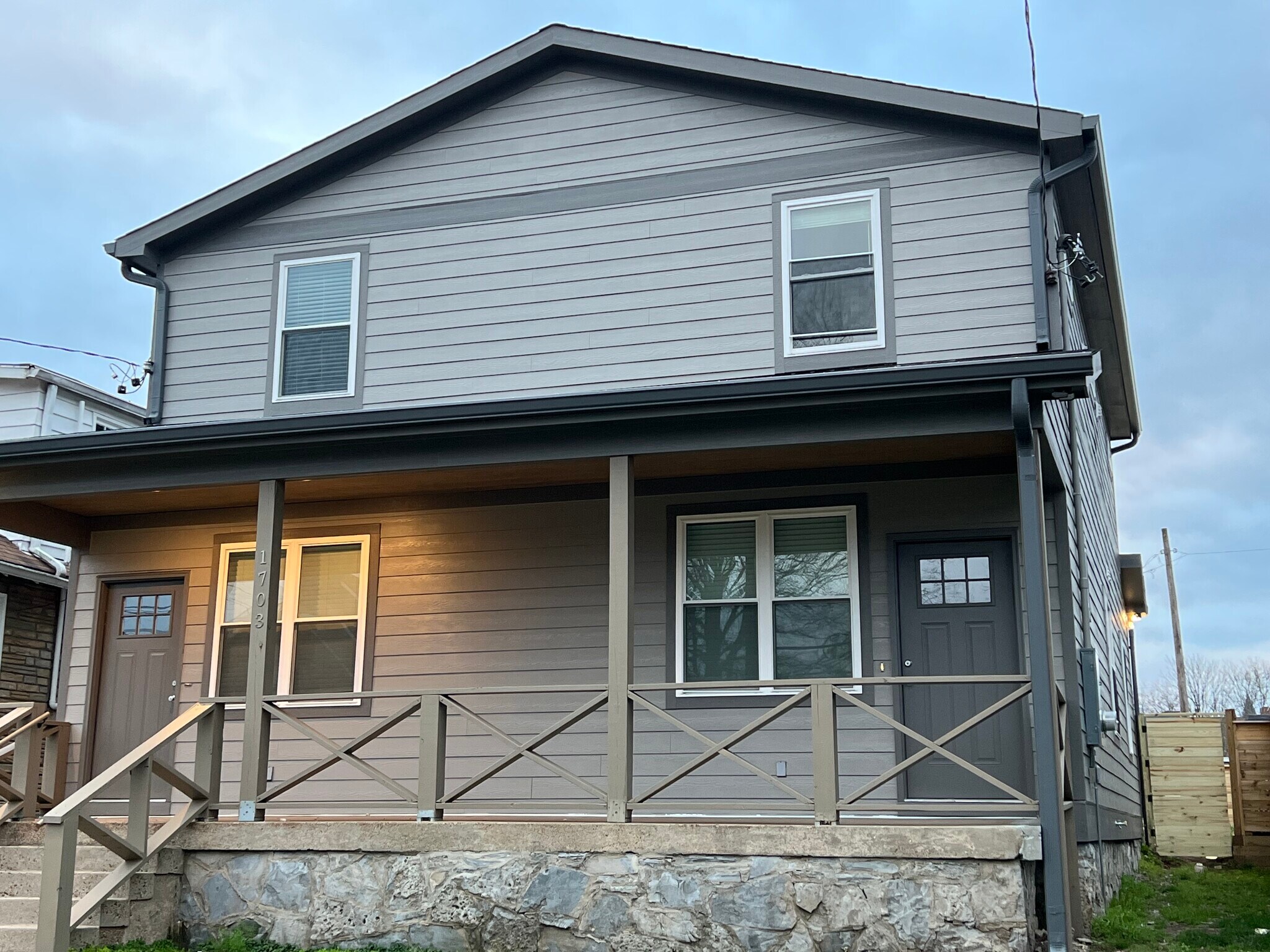 Building Photo - 1703 Heiman St