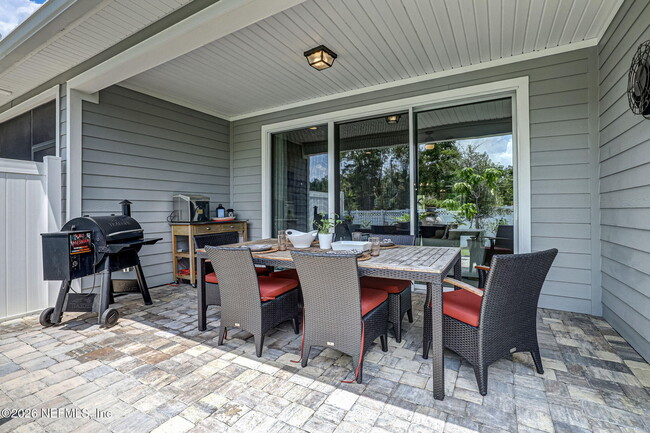 Building Photo - 124 Pine Bluff Dr