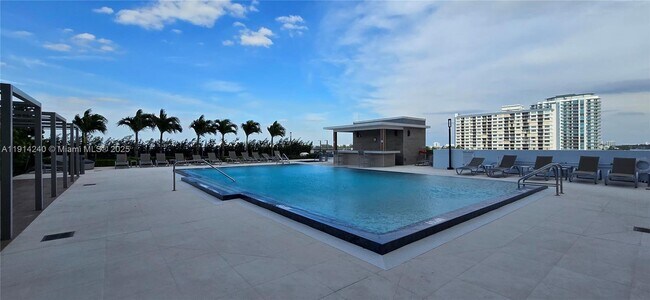 Building Photo - 7901 Hispanola Ave