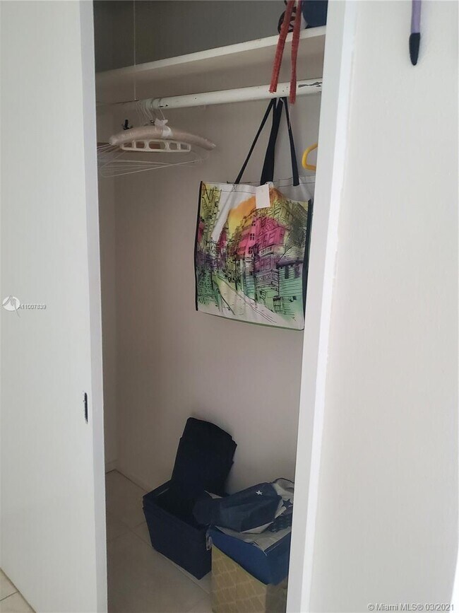 Building Photo - 10170 Collins Ave